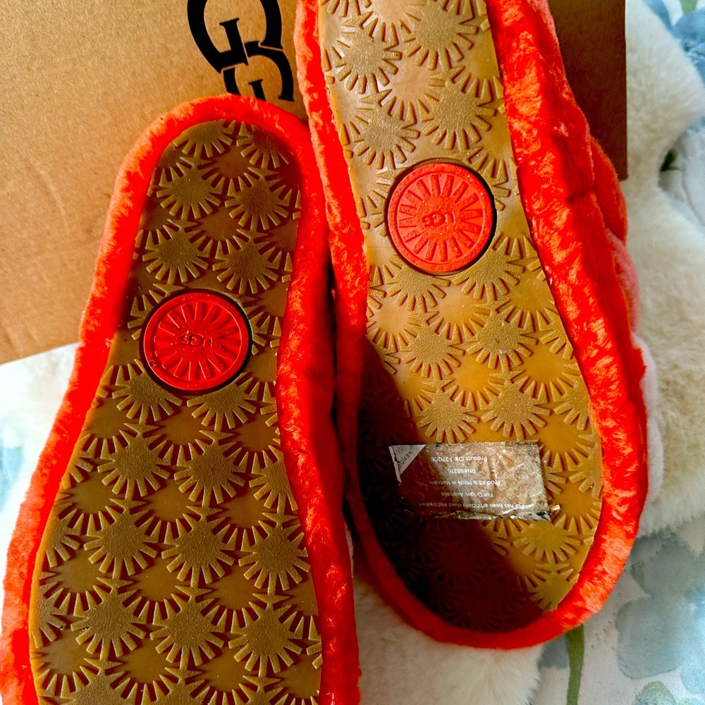 Slippers